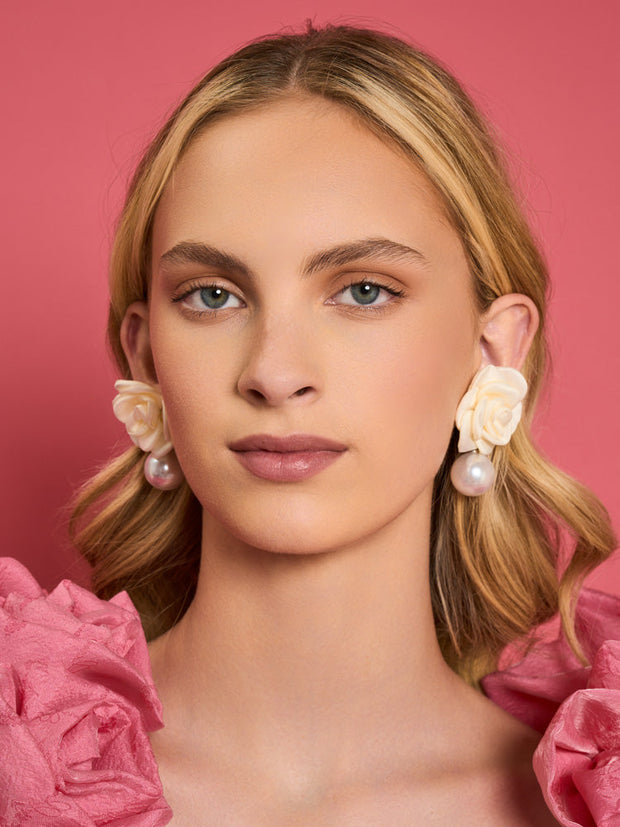 <b>DREAM</b> Amara Pearl Earrings