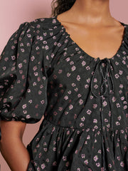 <b>DREAM</b> Pepper Floral Top